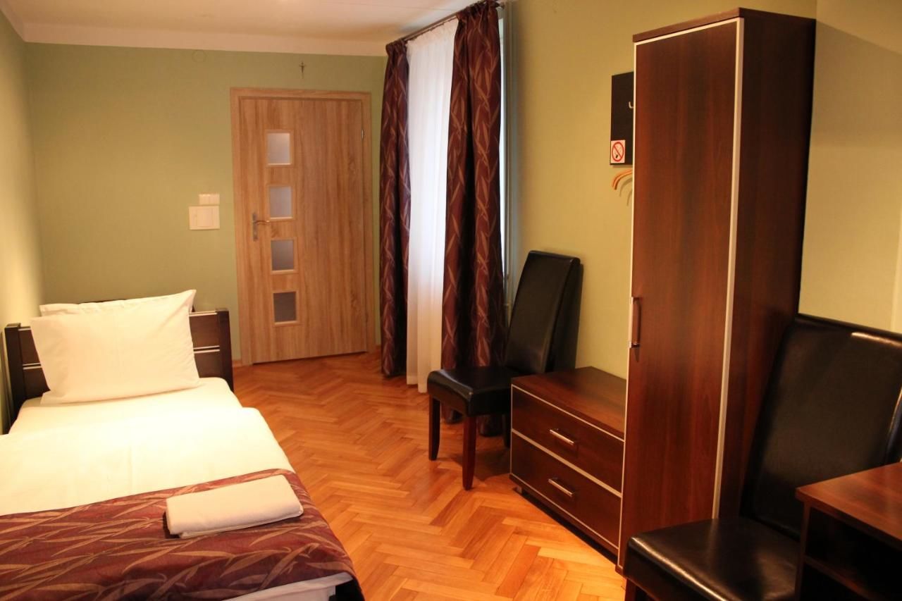 Хостелы Hostel Biały Dom Краков